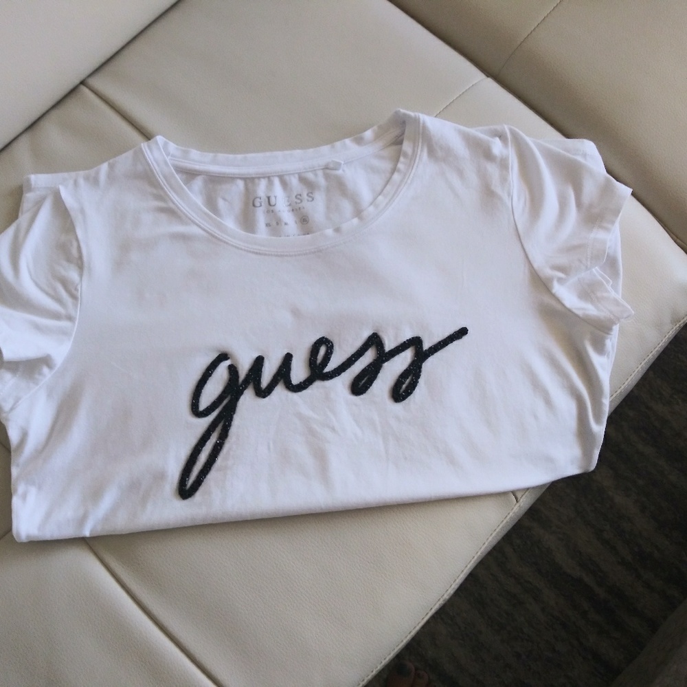 Guess Exclusive t-shirt